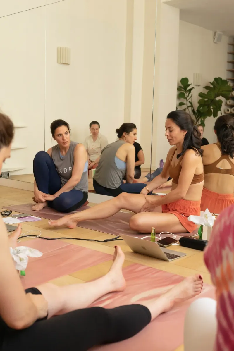 Lili Barbery’s kundalini yoga workshop at Charlotte Muller’s studio in Paris — 7