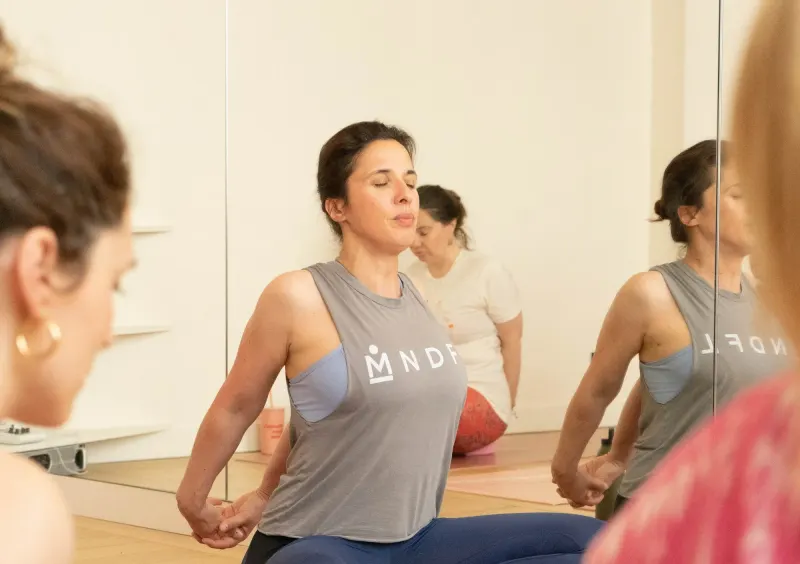 Atelier de kundalini yoga de Lili Barbery au studio de Charlotte Muller à Paris — 51