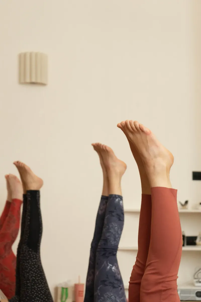 Atelier de kundalini yoga de Lili Barbery au studio de Charlotte Muller à Paris — 59