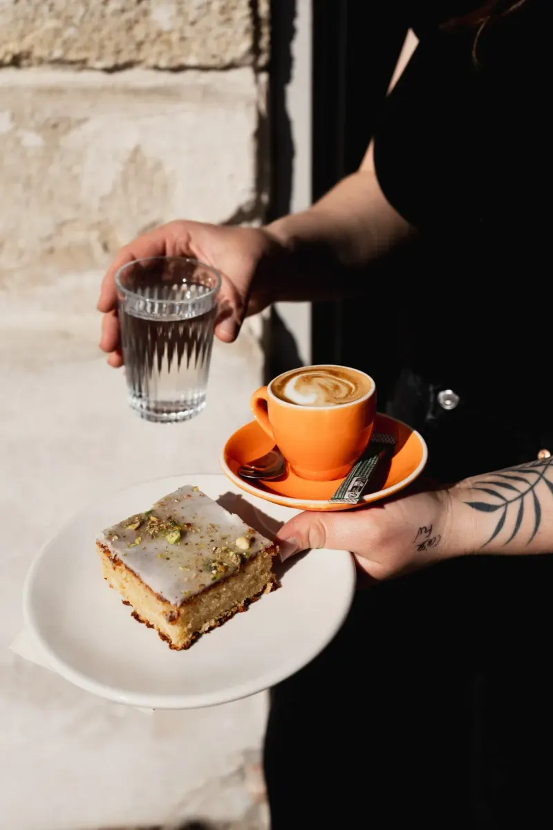 Halva, Bordeaux — 37
