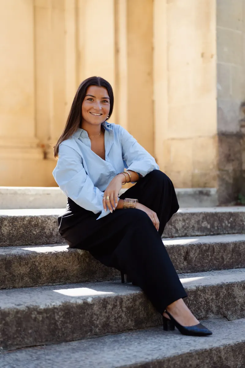 Laura Follain, Éclat — 13