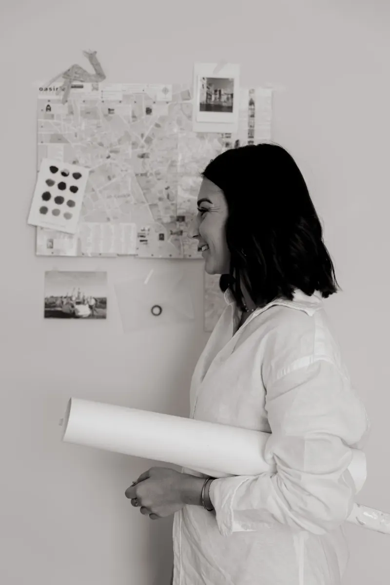 Laura Follain, Éclat — 19