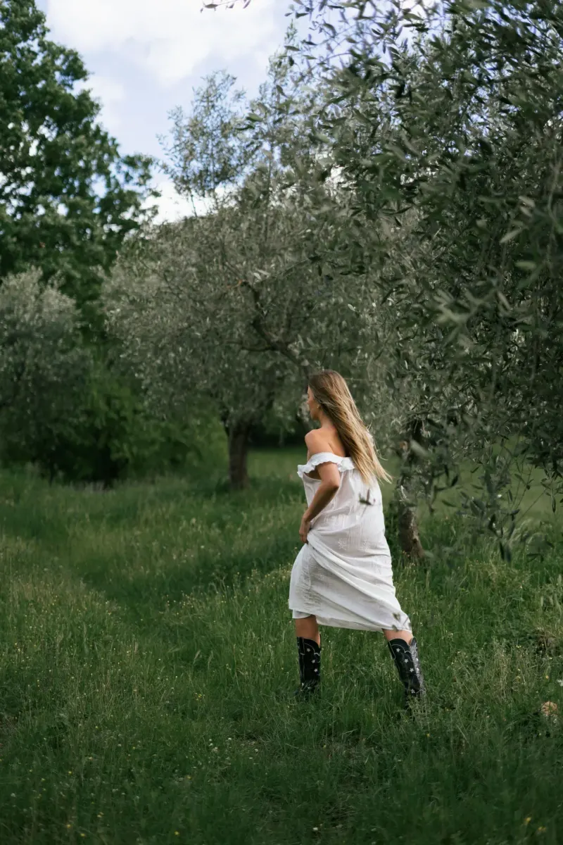 Lucy Brownless à Ebbio, Toscane — 11