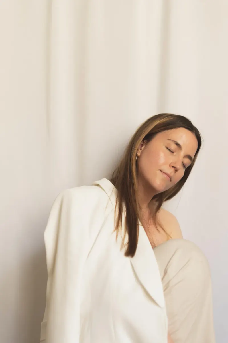Clara, fondatrice de Layers of Clarity — 76